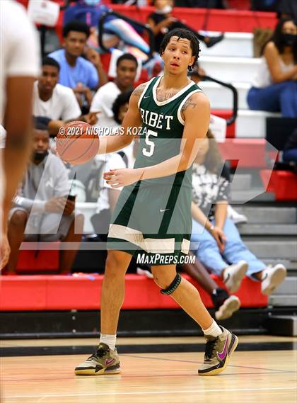 Thumbnail 2 in Ribet Academy vs. Westchester (CIF State D1 Regional Playoff) photogallery.