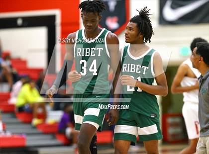 Thumbnail 3 in Ribet Academy vs. Westchester (CIF State D1 Regional Playoff) photogallery.