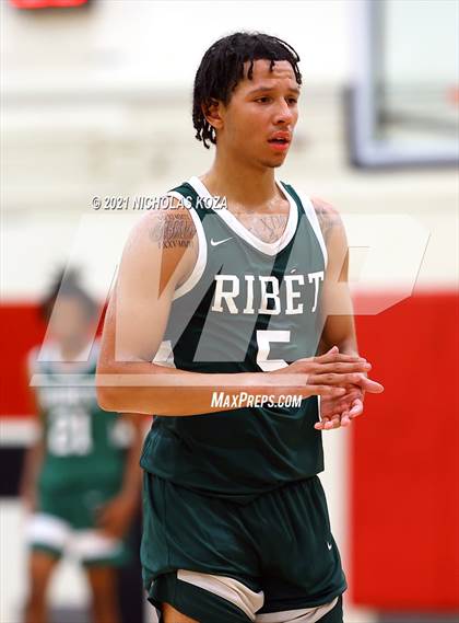 Thumbnail 1 in Ribet Academy vs. Westchester (CIF State D1 Regional Playoff) photogallery.