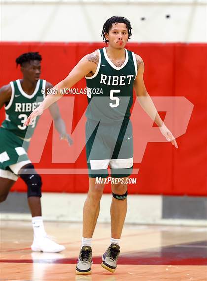 Thumbnail 2 in Ribet Academy vs. Westchester (CIF State D1 Regional Playoff) photogallery.