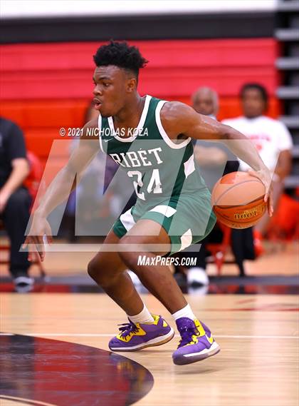 Thumbnail 1 in Ribet Academy vs. Westchester (CIF State D1 Regional Playoff) photogallery.