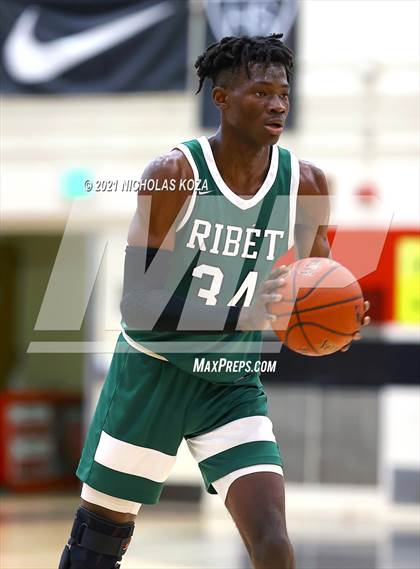Thumbnail 3 in Ribet Academy vs. Westchester (CIF State D1 Regional Playoff) photogallery.