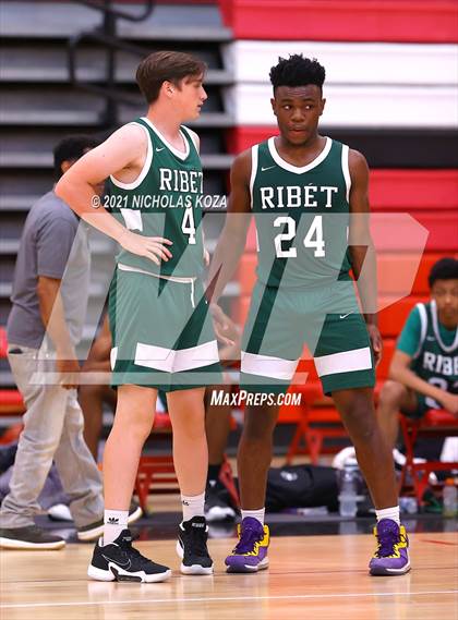 Thumbnail 1 in Ribet Academy vs. Westchester (CIF State D1 Regional Playoff) photogallery.