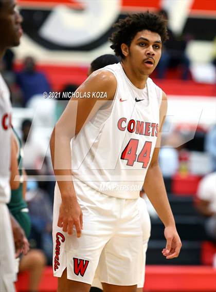 Thumbnail 2 in Ribet Academy vs. Westchester (CIF State D1 Regional Playoff) photogallery.