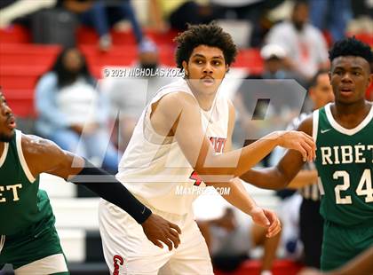 Thumbnail 3 in Ribet Academy vs. Westchester (CIF State D1 Regional Playoff) photogallery.