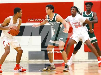 Thumbnail 1 in Ribet Academy vs. Westchester (CIF State D1 Regional Playoff) photogallery.