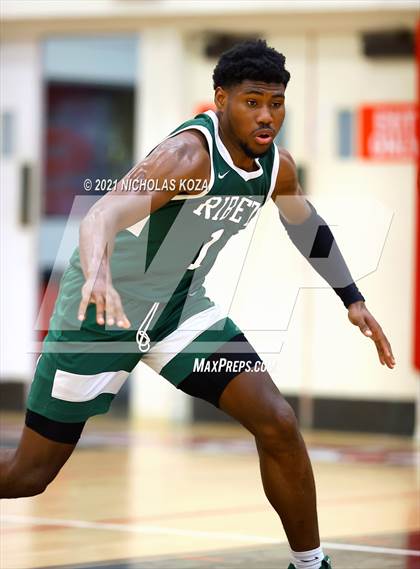 Thumbnail 2 in Ribet Academy vs. Westchester (CIF State D1 Regional Playoff) photogallery.