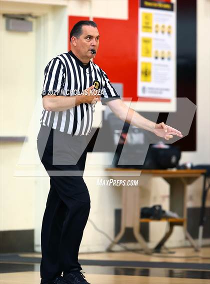 Thumbnail 3 in Ribet Academy vs. Westchester (CIF State D1 Regional Playoff) photogallery.