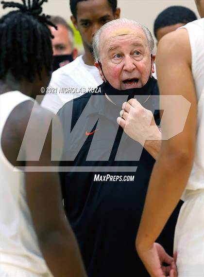 Thumbnail 2 in Ribet Academy vs. Westchester (CIF State D1 Regional Playoff) photogallery.