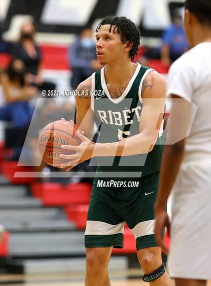 Thumbnail 2 in Ribet Academy vs. Westchester (CIF State D1 Regional Playoff) photogallery.