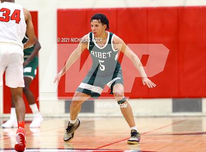 Thumbnail 1 in Ribet Academy vs. Westchester (CIF State D1 Regional Playoff) photogallery.