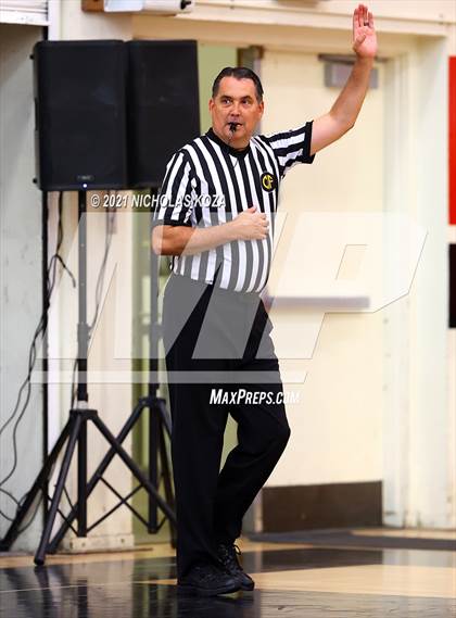 Thumbnail 2 in Ribet Academy vs. Westchester (CIF State D1 Regional Playoff) photogallery.