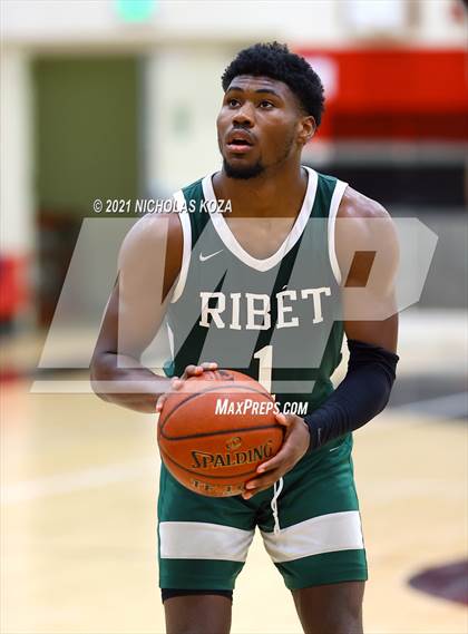 Thumbnail 3 in Ribet Academy vs. Westchester (CIF State D1 Regional Playoff) photogallery.