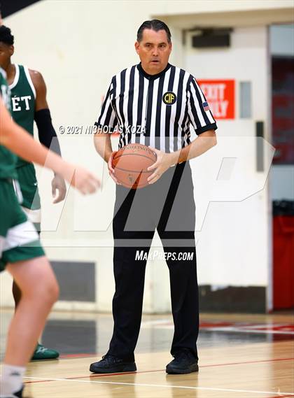 Thumbnail 1 in Ribet Academy vs. Westchester (CIF State D1 Regional Playoff) photogallery.