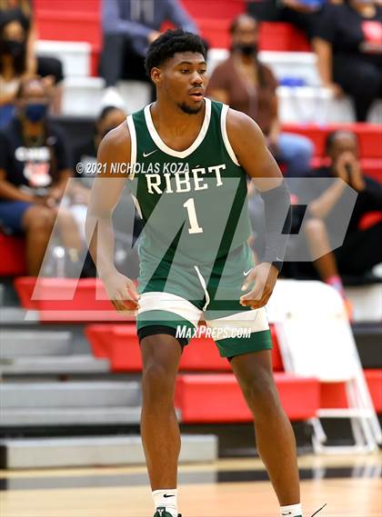 Thumbnail 2 in Ribet Academy vs. Westchester (CIF State D1 Regional Playoff) photogallery.