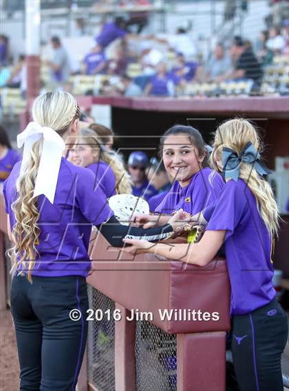 Thumbnail 3 in Catalina Foothills vs. Payson (AIA D3 Final) photogallery.