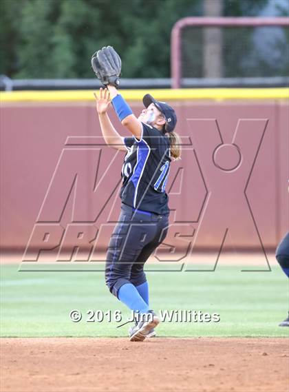 Thumbnail 1 in Catalina Foothills vs. Payson (AIA D3 Final) photogallery.
