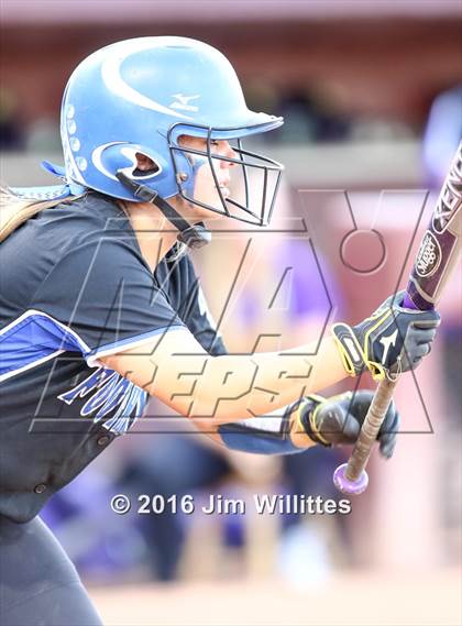 Thumbnail 2 in Catalina Foothills vs. Payson (AIA D3 Final) photogallery.
