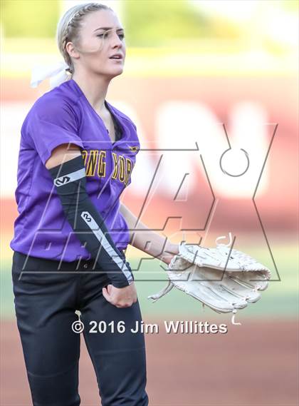 Thumbnail 3 in Catalina Foothills vs. Payson (AIA D3 Final) photogallery.