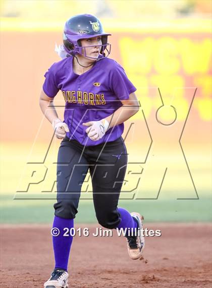 Thumbnail 2 in Catalina Foothills vs. Payson (AIA D3 Final) photogallery.
