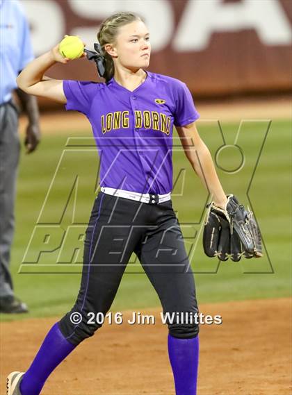 Thumbnail 2 in Catalina Foothills vs. Payson (AIA D3 Final) photogallery.