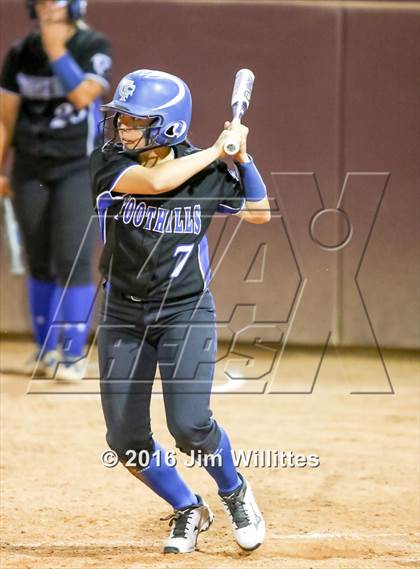 Thumbnail 3 in Catalina Foothills vs. Payson (AIA D3 Final) photogallery.