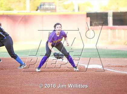Thumbnail 2 in Catalina Foothills vs. Payson (AIA D3 Final) photogallery.