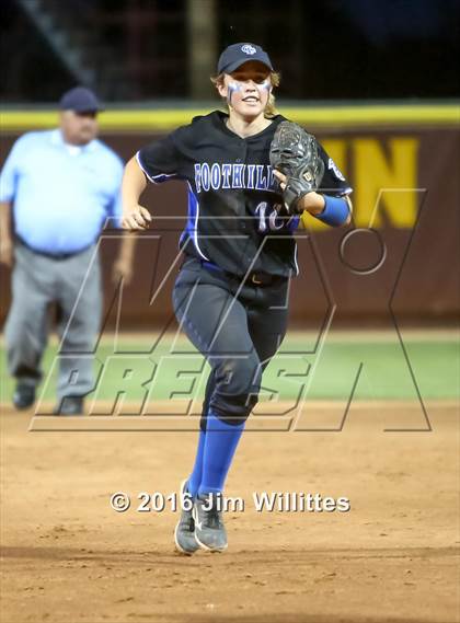 Thumbnail 3 in Catalina Foothills vs. Payson (AIA D3 Final) photogallery.