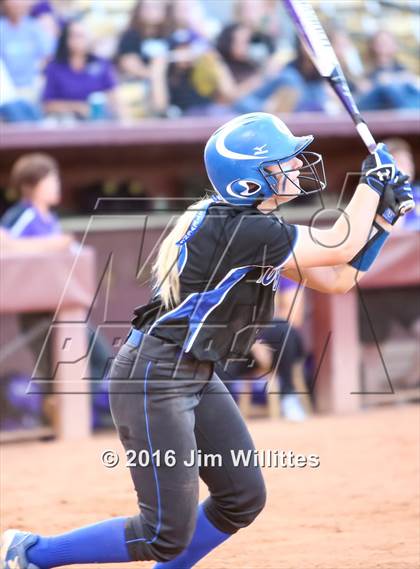 Thumbnail 2 in Catalina Foothills vs. Payson (AIA D3 Final) photogallery.