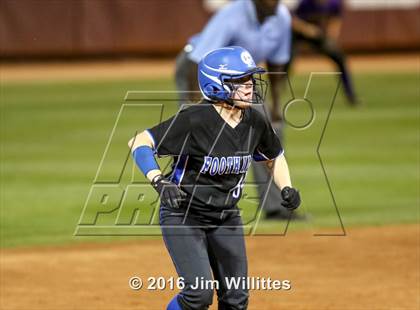 Thumbnail 2 in Catalina Foothills vs. Payson (AIA D3 Final) photogallery.