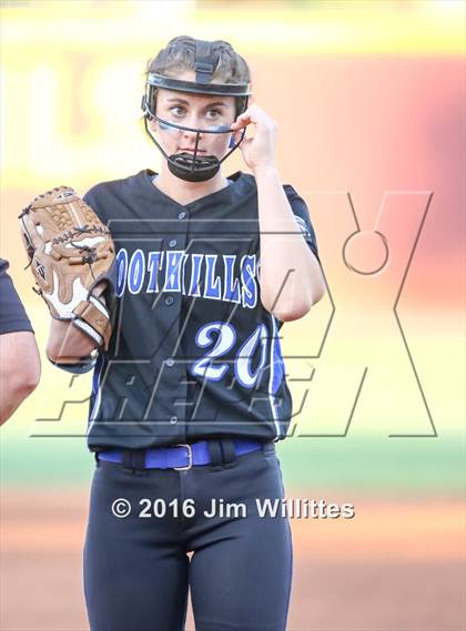 Thumbnail 2 in Catalina Foothills vs. Payson (AIA D3 Final) photogallery.