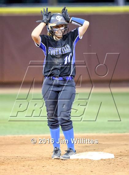 Thumbnail 2 in Catalina Foothills vs. Payson (AIA D3 Final) photogallery.