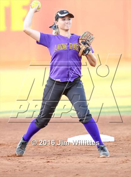 Thumbnail 2 in Catalina Foothills vs. Payson (AIA D3 Final) photogallery.
