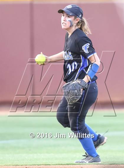 Thumbnail 2 in Catalina Foothills vs. Payson (AIA D3 Final) photogallery.
