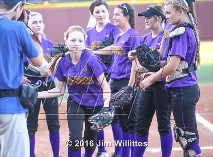Thumbnail 2 in Catalina Foothills vs. Payson (AIA D3 Final) photogallery.