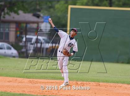 Thumbnail 3 in TMI-Episcopal @ Holy Cross photogallery.