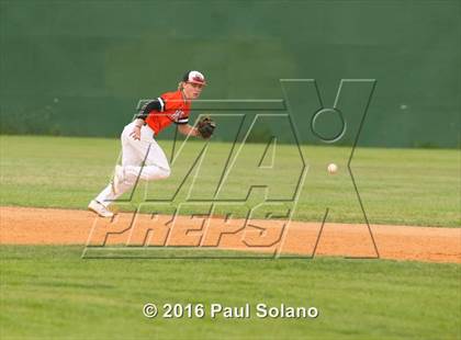 Thumbnail 3 in TMI-Episcopal @ Holy Cross photogallery.