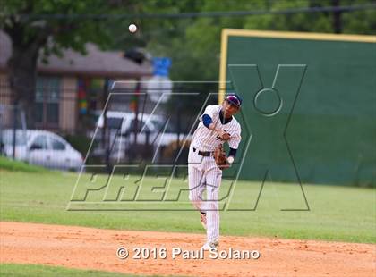 Thumbnail 2 in TMI-Episcopal @ Holy Cross photogallery.
