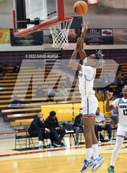 Thumbnail 2 in Rancho Cucamonga vs. Fairmont Prep photogallery.