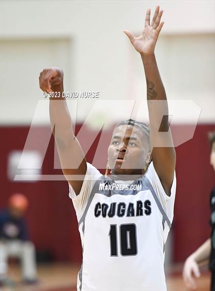 Thumbnail 2 in Rancho Cucamonga vs. Fairmont Prep photogallery.
