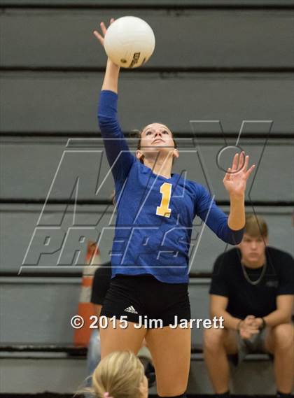 Thumbnail 1 in Tupelo @ Hernando photogallery.