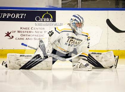 Thumbnail 2 in Webster Thomas vs. Starpoint  (NYSPHSAA D2 Semifinal) photogallery.