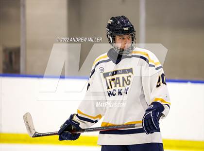 Thumbnail 1 in Webster Thomas vs. Starpoint  (NYSPHSAA D2 Semifinal) photogallery.