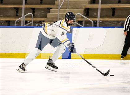 Thumbnail 3 in Webster Thomas vs. Starpoint  (NYSPHSAA D2 Semifinal) photogallery.