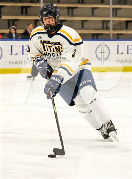 Thumbnail 2 in Webster Thomas vs. Starpoint  (NYSPHSAA D2 Semifinal) photogallery.
