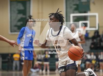 Thumbnail 2 in Baldwin vs Hempsteand (NYSPHSAA Section 8 AA Semifinal) photogallery.