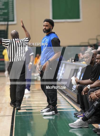 Thumbnail 1 in Baldwin vs Hempsteand (NYSPHSAA Section 8 AA Semifinal) photogallery.