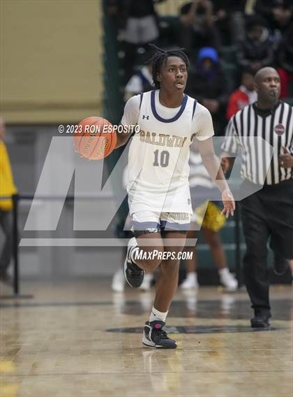 Thumbnail 1 in Baldwin vs Hempsteand (NYSPHSAA Section 8 AA Semifinal) photogallery.