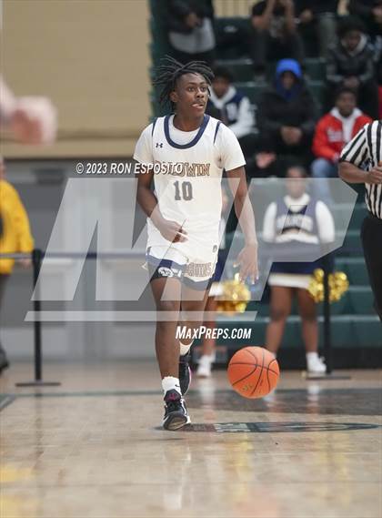 Thumbnail 2 in Baldwin vs Hempsteand (NYSPHSAA Section 8 AA Semifinal) photogallery.