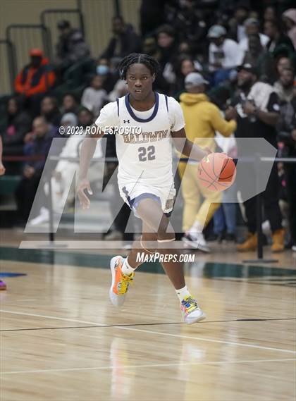 Thumbnail 2 in Baldwin vs Hempsteand (NYSPHSAA Section 8 AA Semifinal) photogallery.